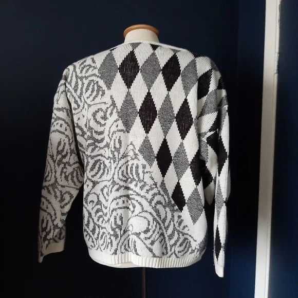 Adam fench vintage sweater size medium - Picture 2 of 3